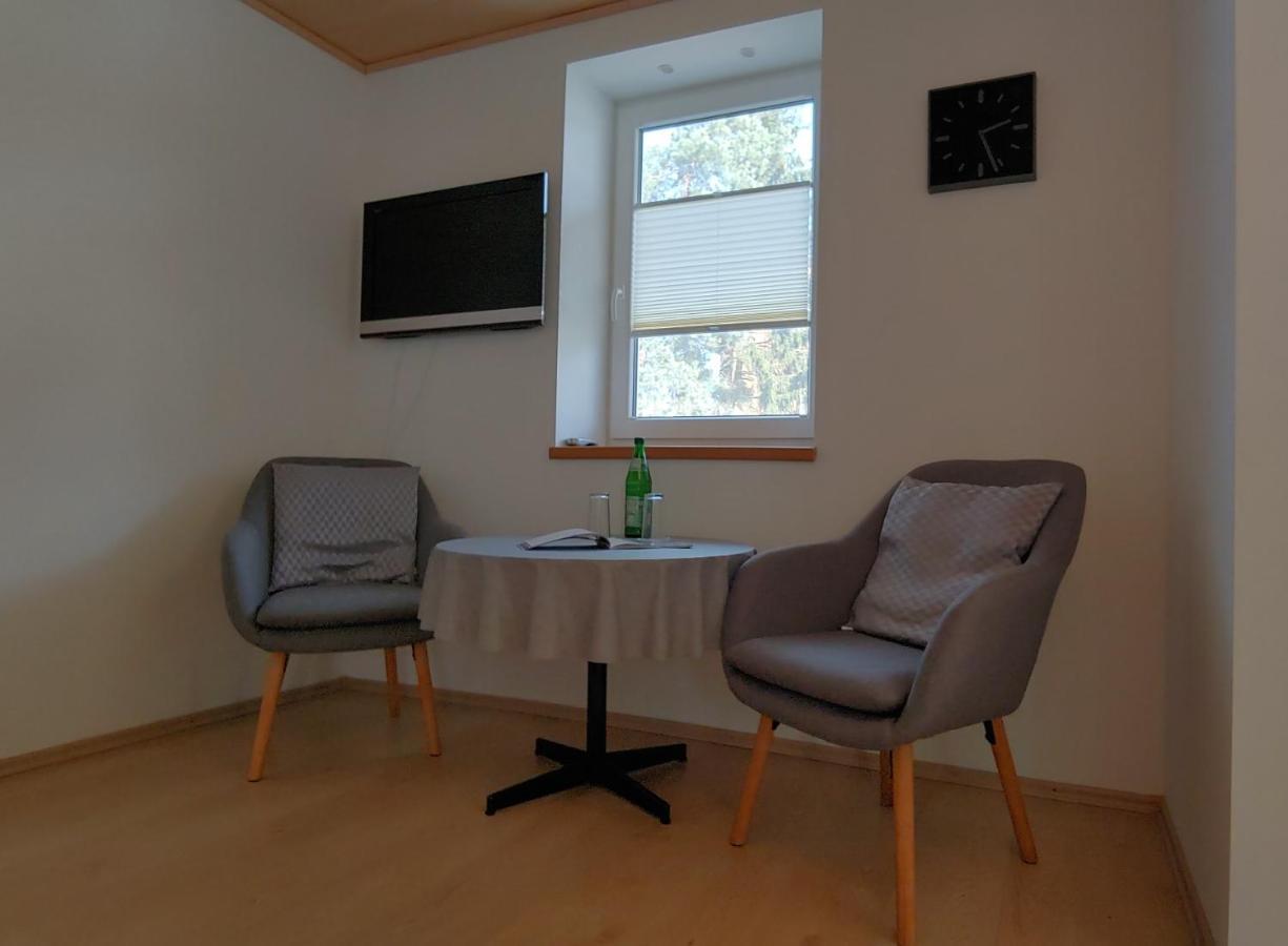 Moderne Ferienwohnungen Am Kurpark - Zentral, Ruhig & Nah Am Edersee Бад-Вильдунген Экстерьер фото